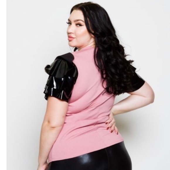 Women’s Plus Size Vinyl Ruffle Sleeve T-shirt - Picture 3 of 4